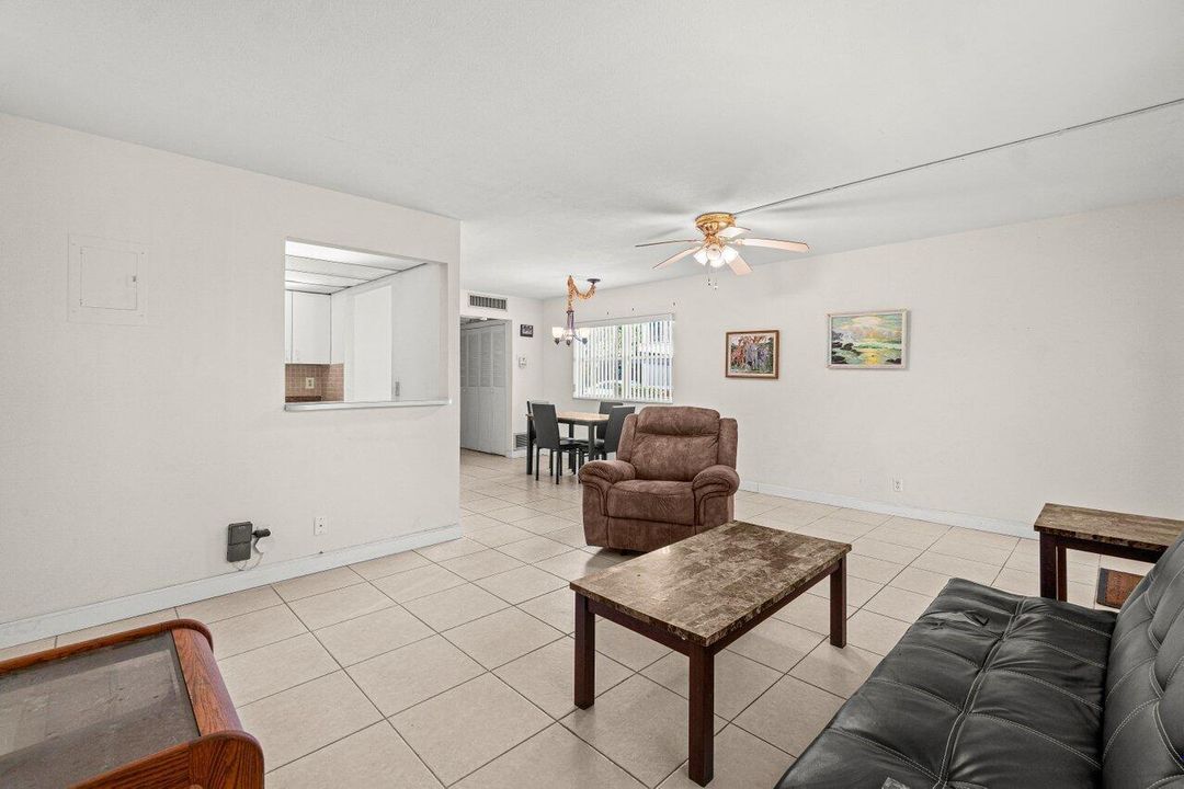 007-690BrittanyDrive-O-DelrayBeach-FL-33