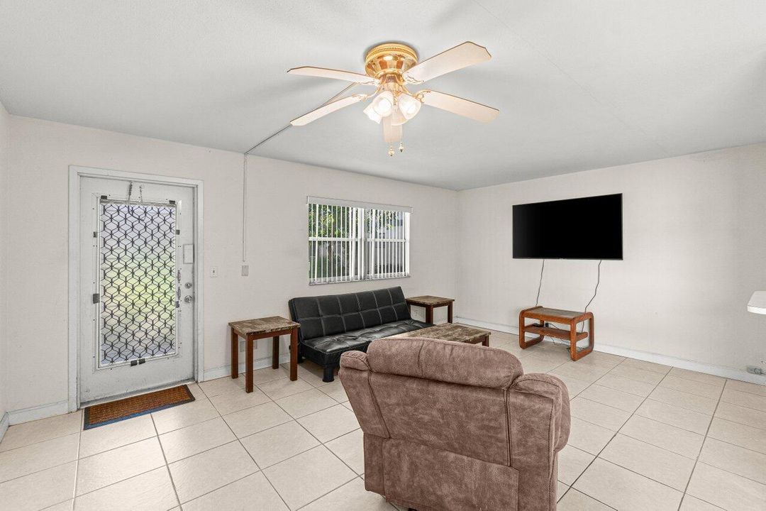 005-690BrittanyDrive-O-DelrayBeach-FL-33