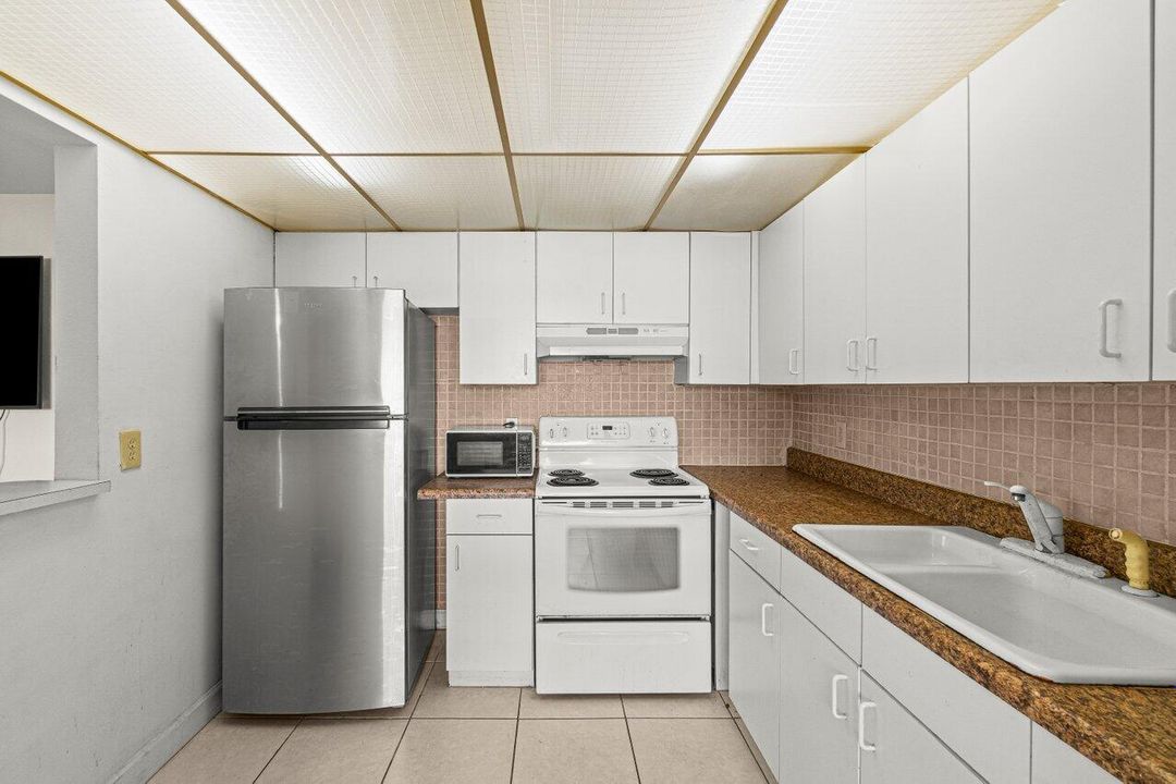 010-690BrittanyDrive-O-DelrayBeach-FL-33