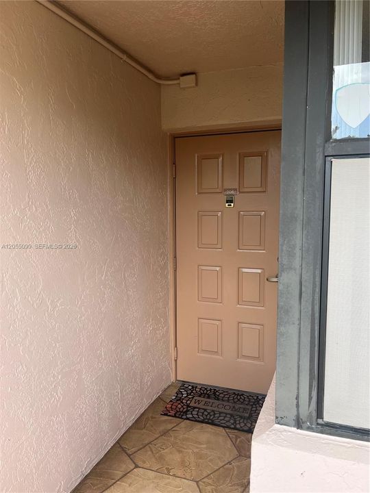 En Venta: $185,000 (2 camas, 2 baños, 1110 Pies cuadrados)