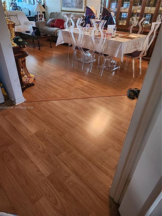 En Venta: $185,000 (2 camas, 2 baños, 1110 Pies cuadrados)