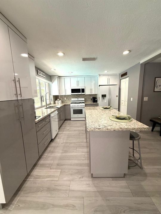Kitchen 4