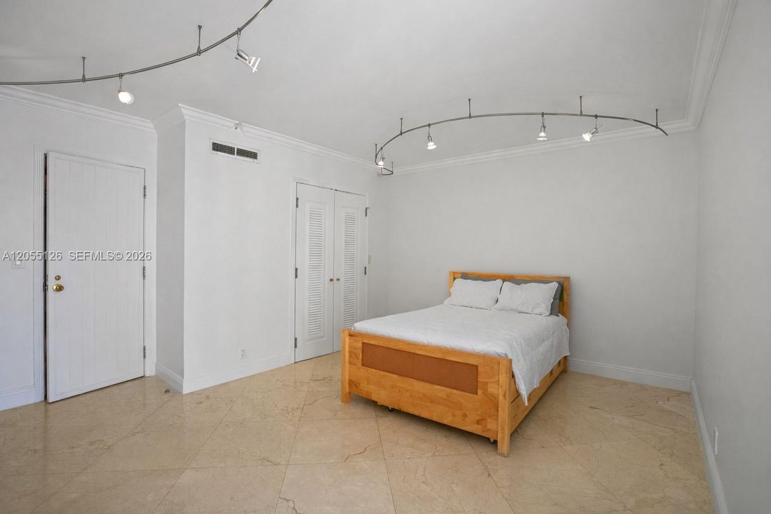 В аренду: $9,950 (3 спален, 4 ванн, 3426 Квадратных фут)