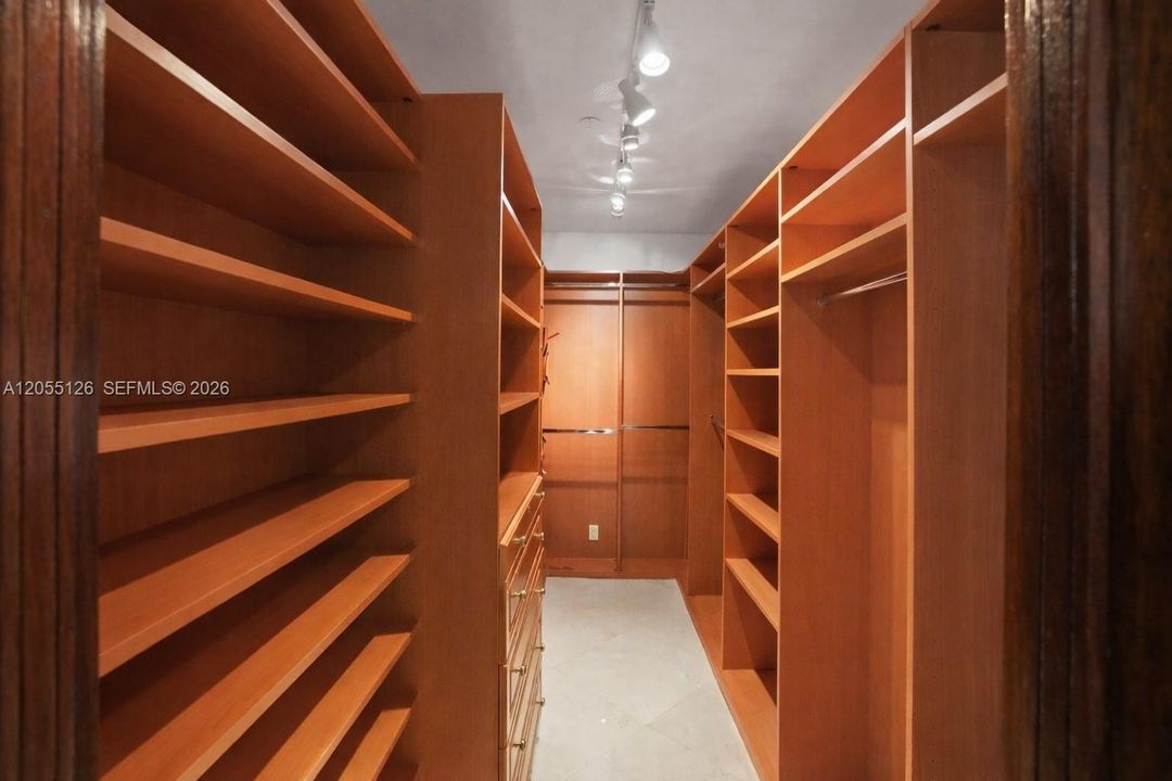 В аренду: $9,950 (3 спален, 4 ванн, 3426 Квадратных фут)