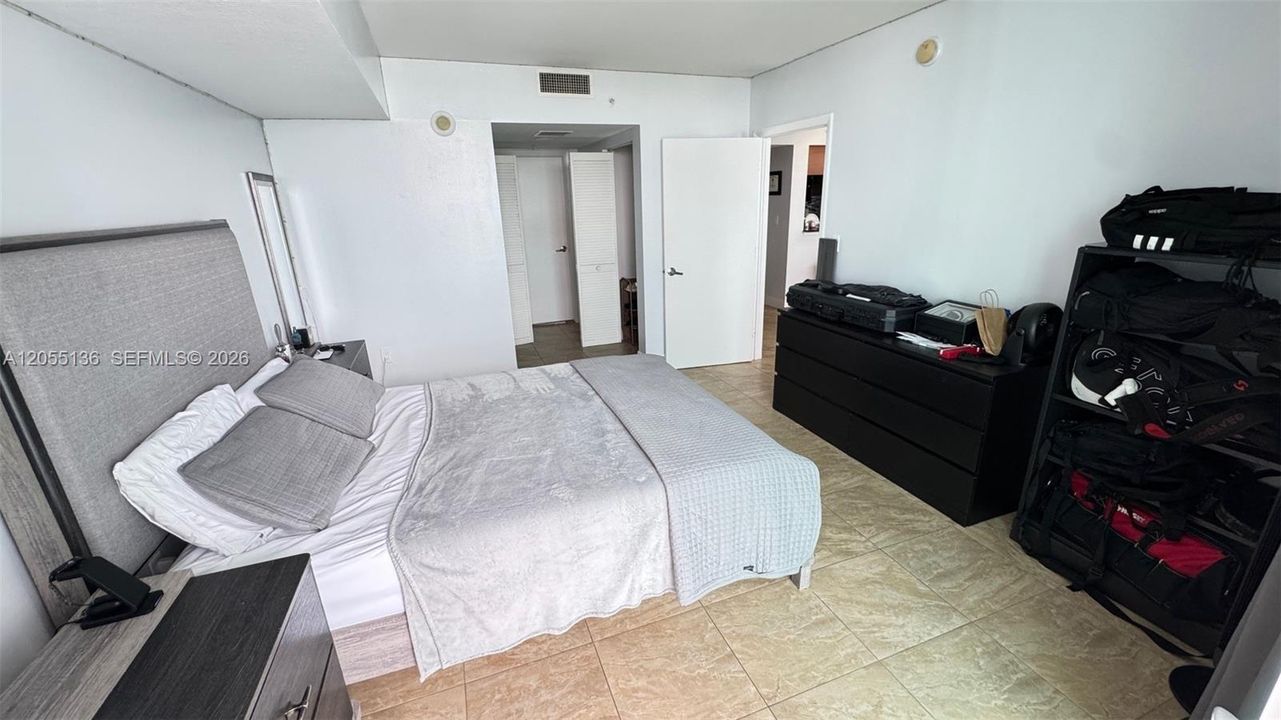 В аренду: $2,650 (1 спален, 1 ванн, 822 Квадратных фут)