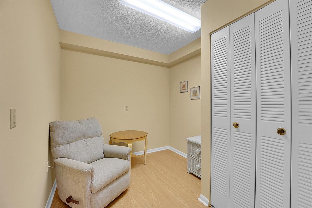 STORAGE/OFFICE