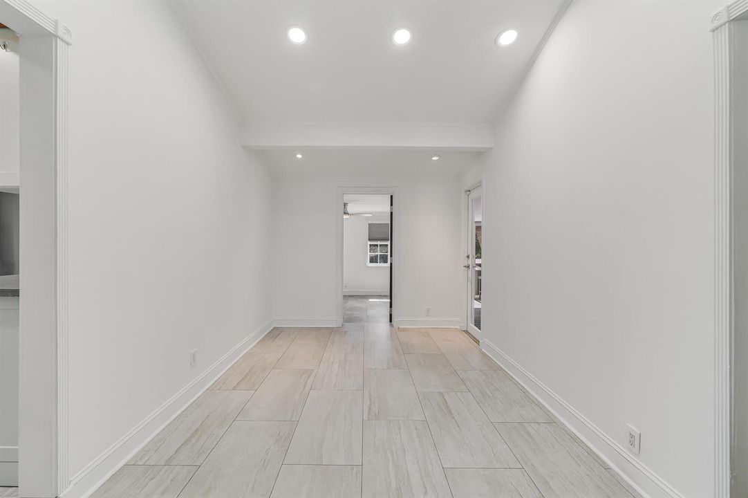 1432 NE Second Ave-16