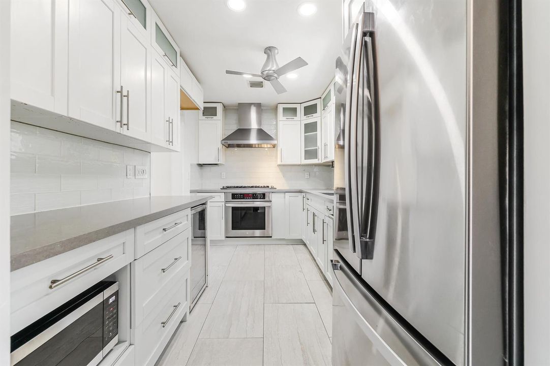 1432 NE Second Ave-26