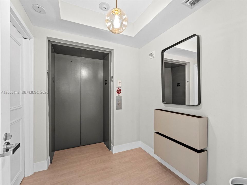 В аренду: $7,600 (3 спален, 3 ванн, 1825 Квадратных фут)