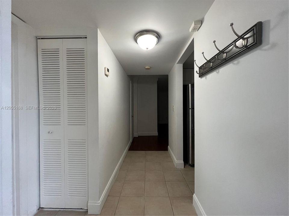 В аренду: $1,650 (1 спален, 1 ванн, 764 Квадратных фут)
