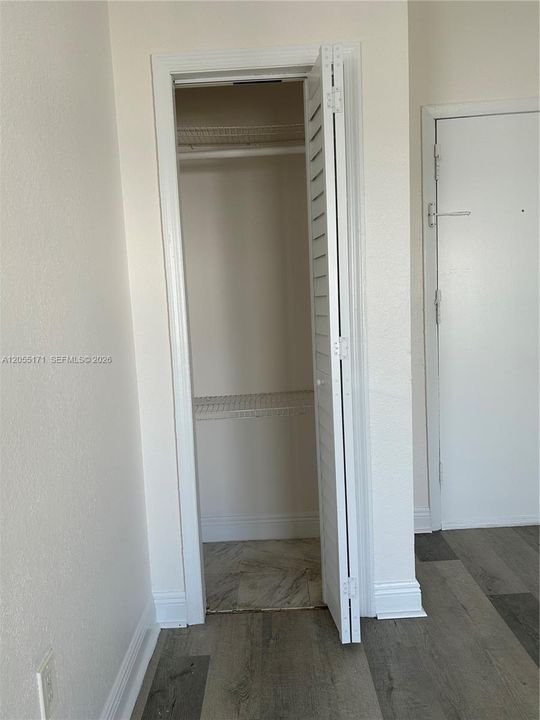 En Renta: $1,600 (0 camas, 1 baños, 420 Pies cuadrados)