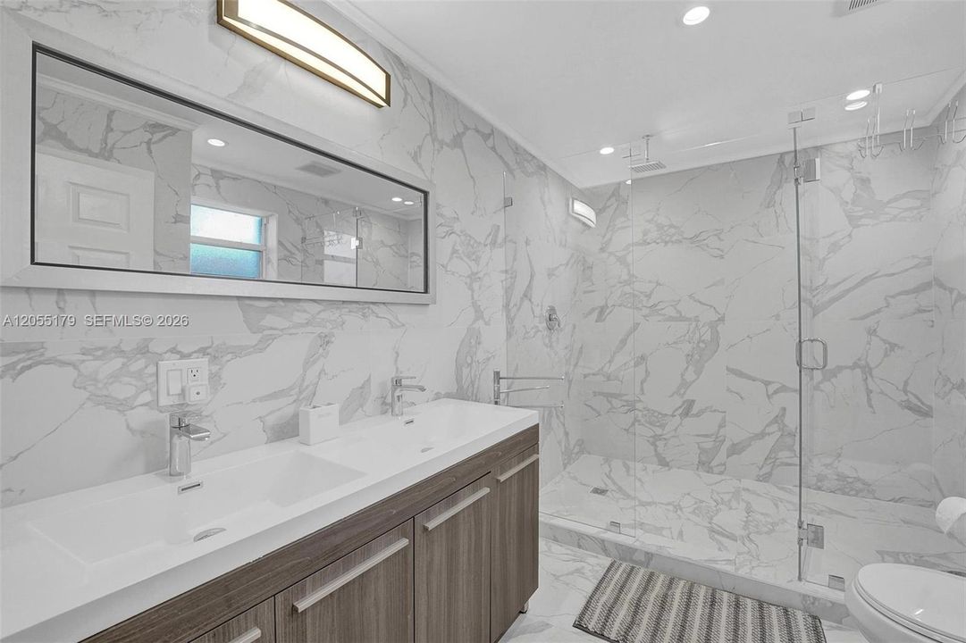 For Rent: $7,700 (5 beds, 2 baths, 1756 Square Feet)