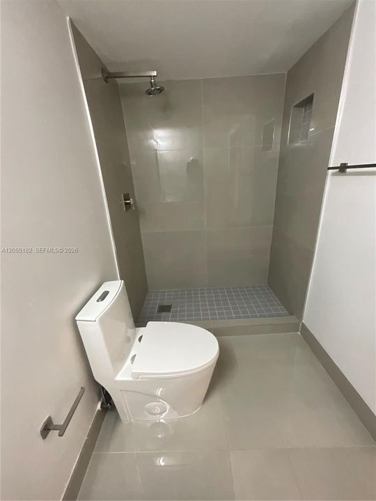 En Renta: $2,100 (2 camas, 2 baños, 912 Pies cuadrados)
