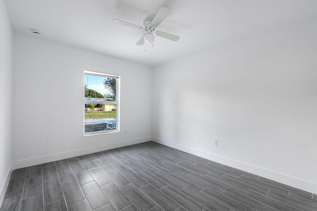 3244SEJeffersonSt.Stuart-12