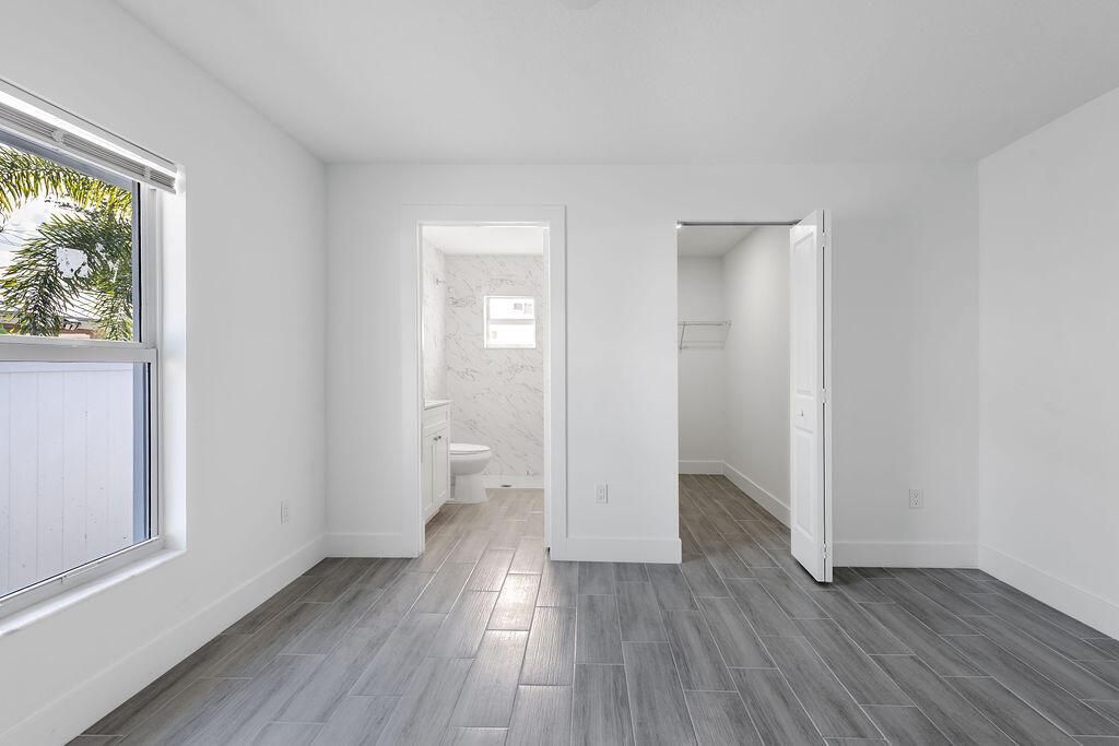 3244SEJeffersonSt.Stuart-16