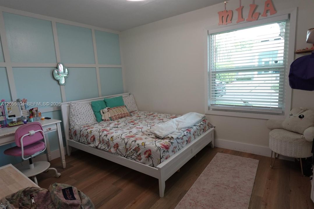En Venta: $669,990 (4 camas, 2 baños, 1567 Pies cuadrados)