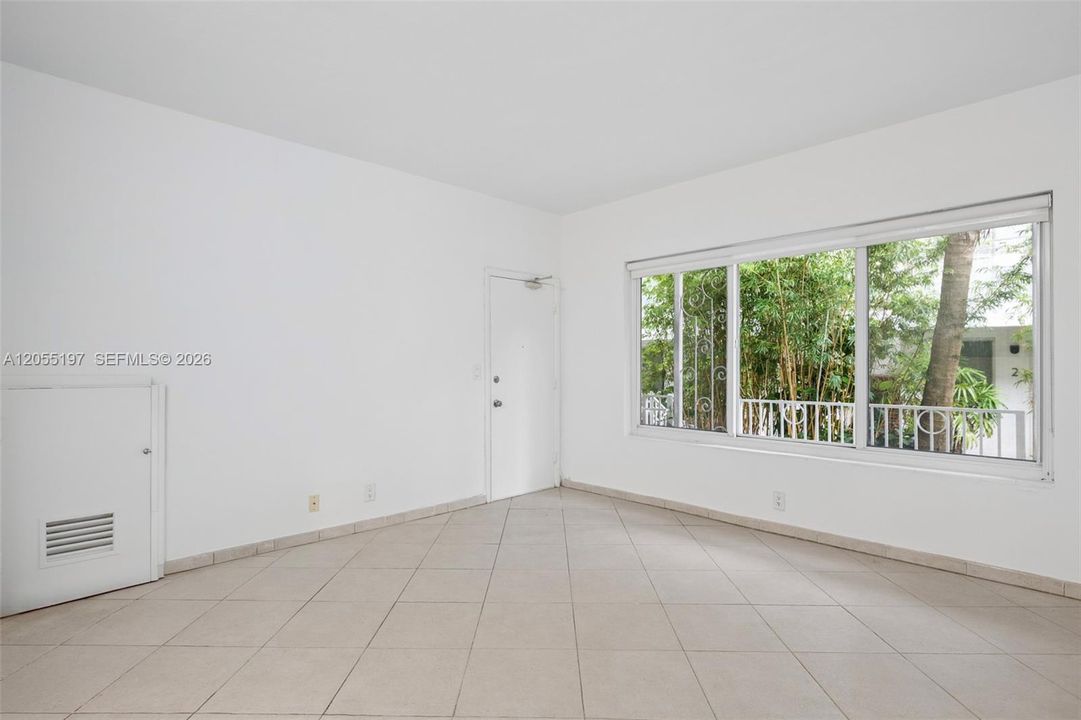 В аренду: $2,700 (2 спален, 2 ванн, 1200 Квадратных фут)