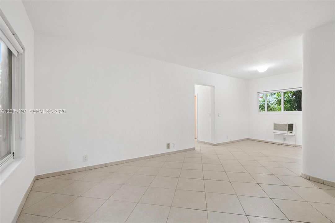 В аренду: $2,700 (2 спален, 2 ванн, 1200 Квадратных фут)