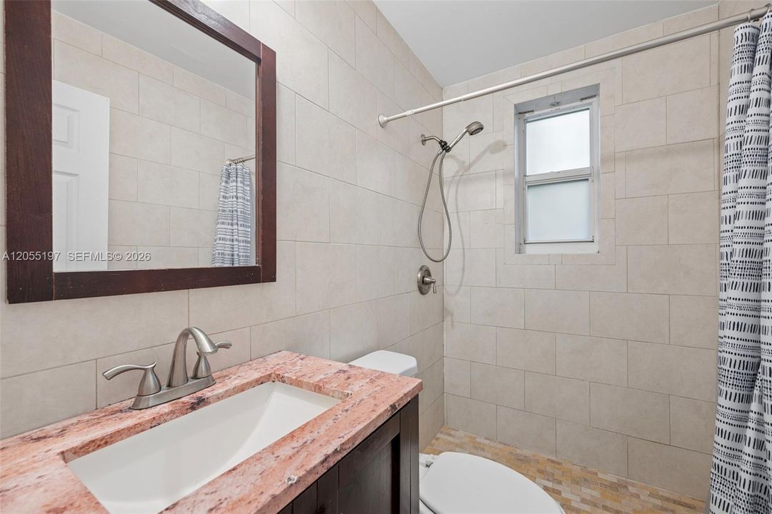 В аренду: $2,700 (2 спален, 2 ванн, 1200 Квадратных фут)