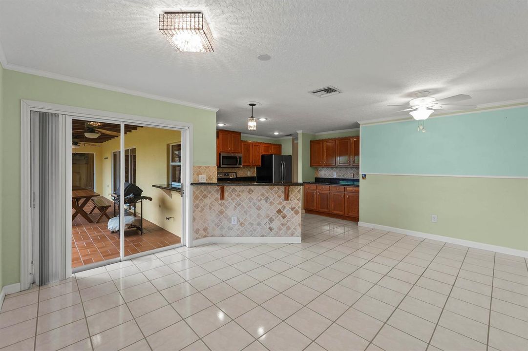 family/kitchen