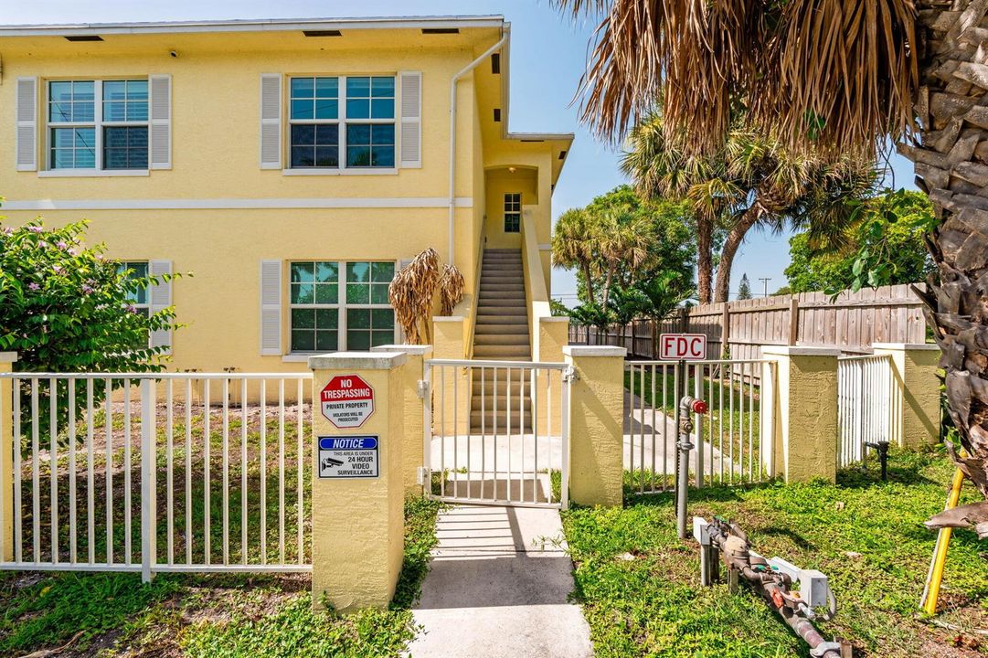 2-web-or-mls-A7409461