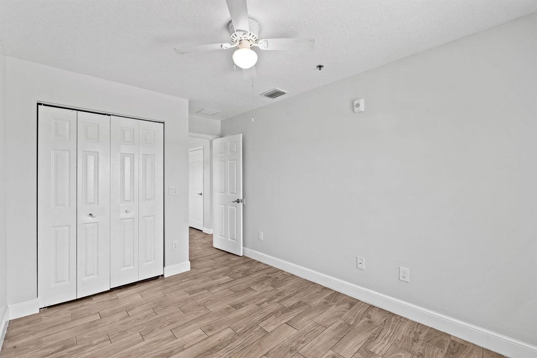 23-web-or-mls-A7409414