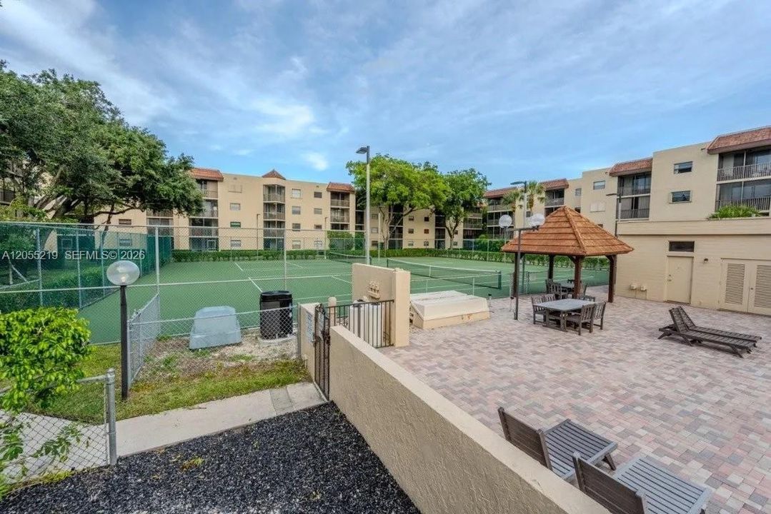В аренду: $3,500 (3 спален, 2 ванн, 1100 Квадратных фут)