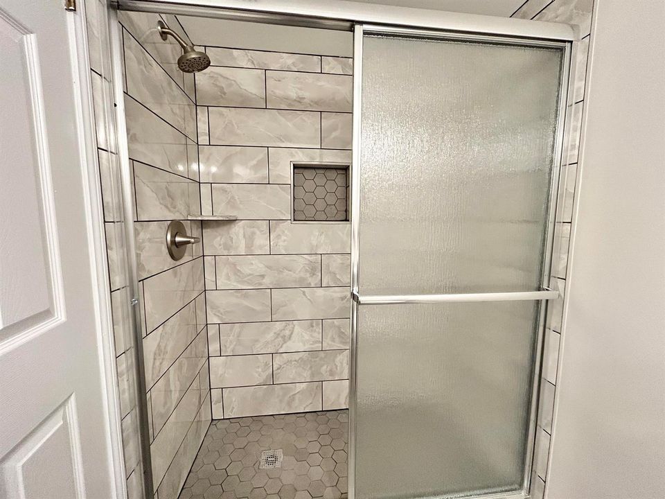 GUEST BATH WALK IN SHOWER