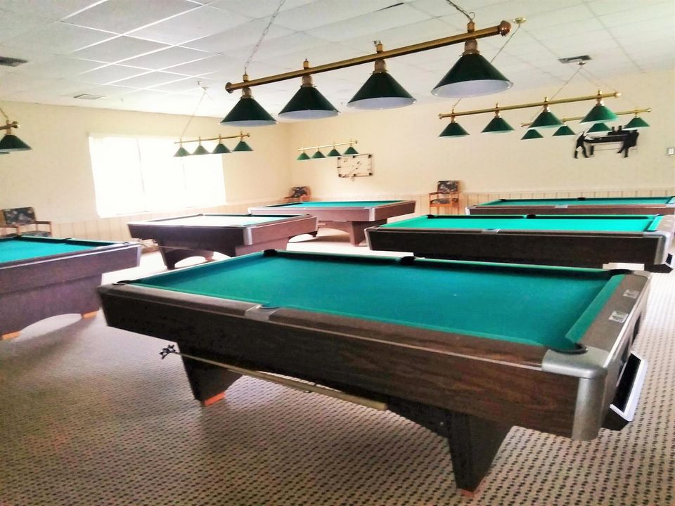 BILLIARD ROOM (2)