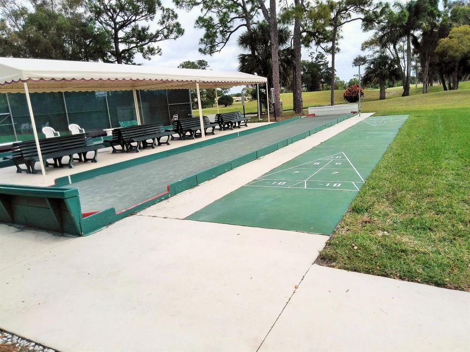 SHUFFLEBOARD & BOCCI