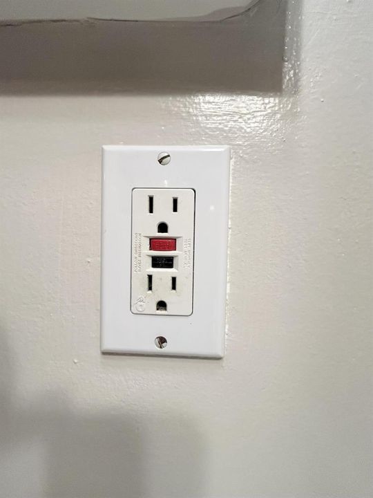 GCFI OUTLET