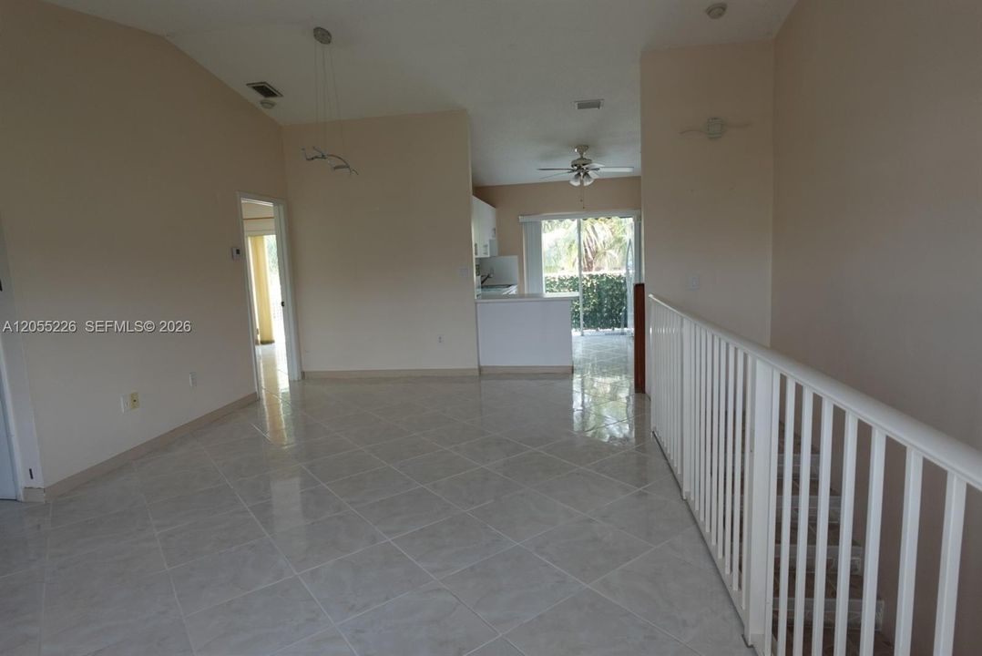 For Sale: $339,990 (2 beds, 2 baths, 1020 Square Feet)