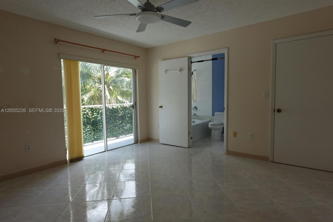 For Sale: $339,990 (2 beds, 2 baths, 1020 Square Feet)