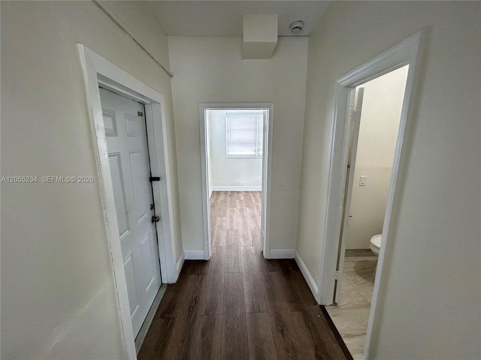 В аренду: $3,495 (4 спален, 2 ванн, 875 Квадратных фут)