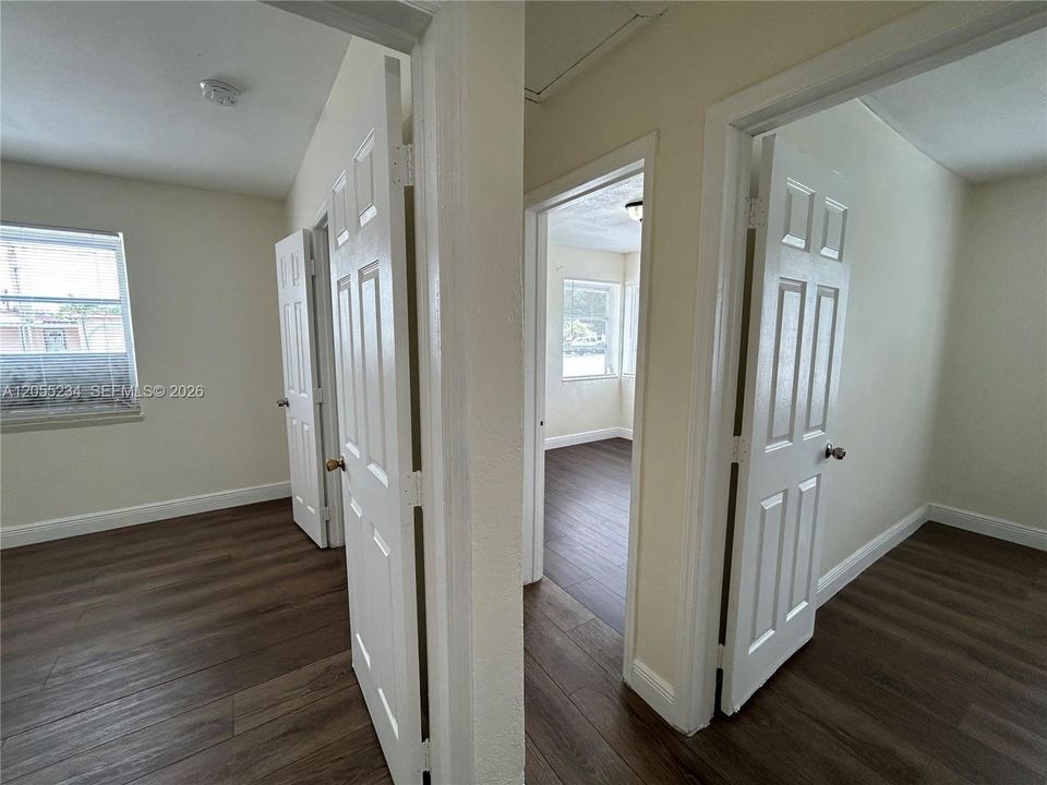 В аренду: $3,495 (4 спален, 2 ванн, 875 Квадратных фут)