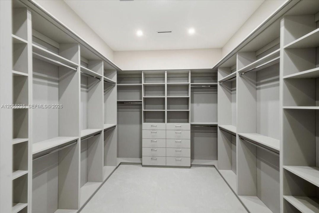 En Venta: $3,850,000 (4 camas, 5 baños, 0 Pies cuadrados)