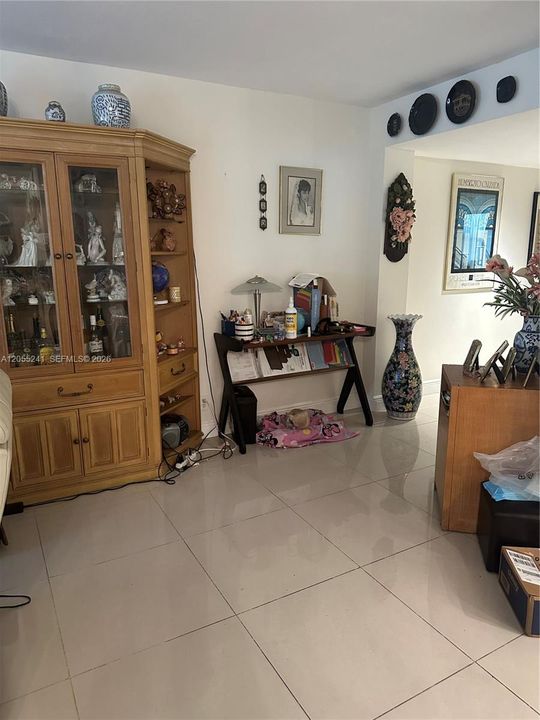 En Venta: $169,000 (1 camas, 1 baños, 1045 Pies cuadrados)