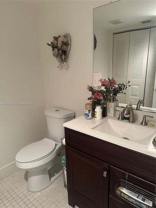 En Venta: $169,000 (1 camas, 1 baños, 1045 Pies cuadrados)