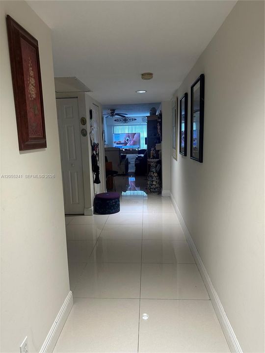 En Venta: $169,000 (1 camas, 1 baños, 1045 Pies cuadrados)