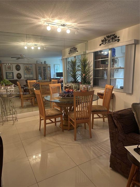 En Venta: $169,000 (1 camas, 1 baños, 1045 Pies cuadrados)