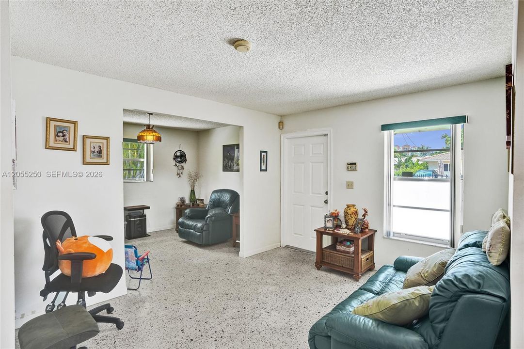 For Sale: $930,000 (0 beds, 0 baths, 2287 Square Feet)