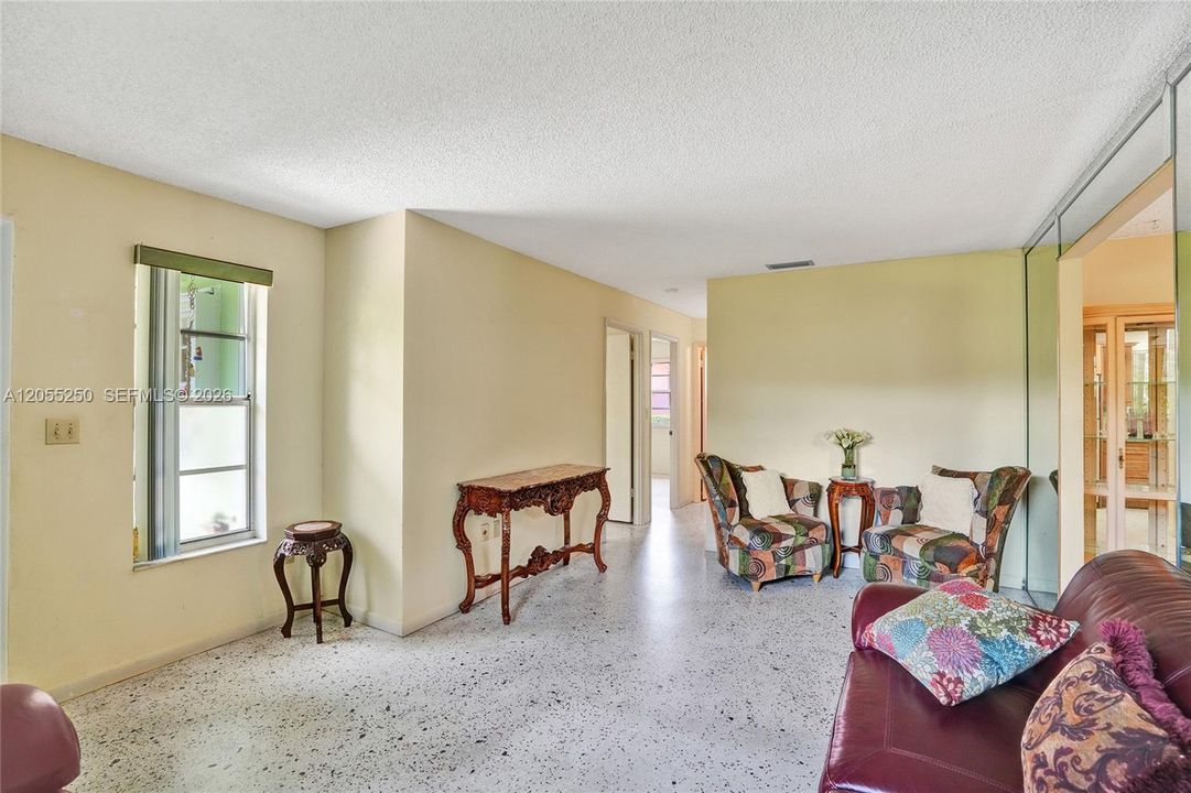 For Sale: $930,000 (0 beds, 0 baths, 2287 Square Feet)
