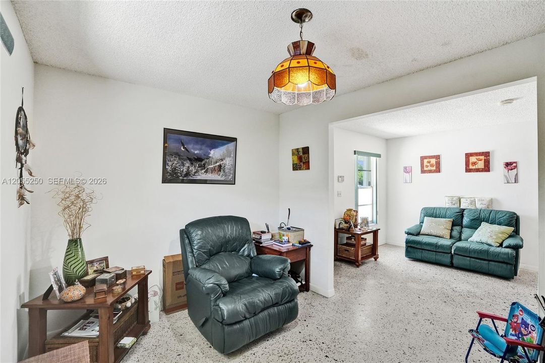 For Sale: $930,000 (0 beds, 0 baths, 2287 Square Feet)