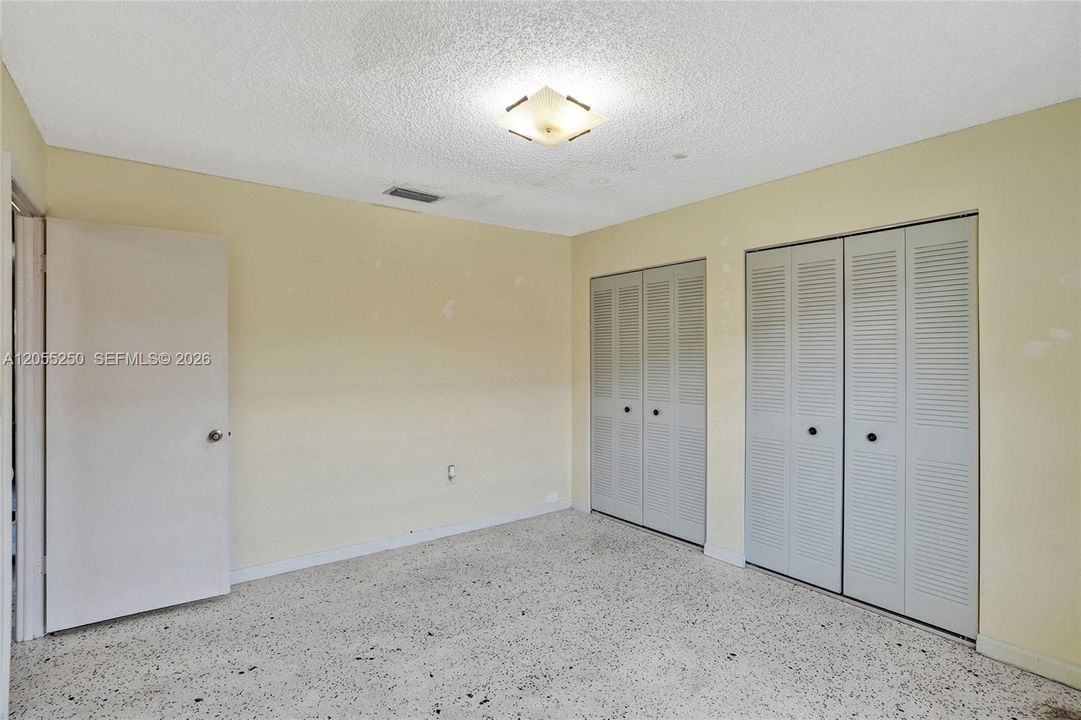 For Sale: $930,000 (0 beds, 0 baths, 2287 Square Feet)