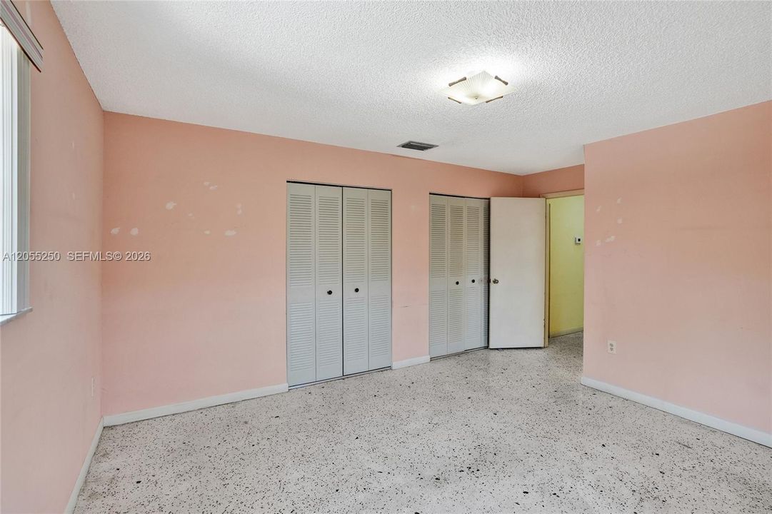 For Sale: $930,000 (0 beds, 0 baths, 2287 Square Feet)