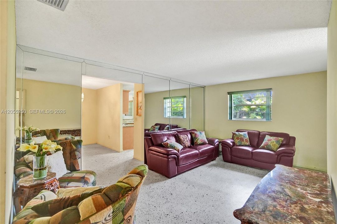 For Sale: $930,000 (0 beds, 0 baths, 2287 Square Feet)