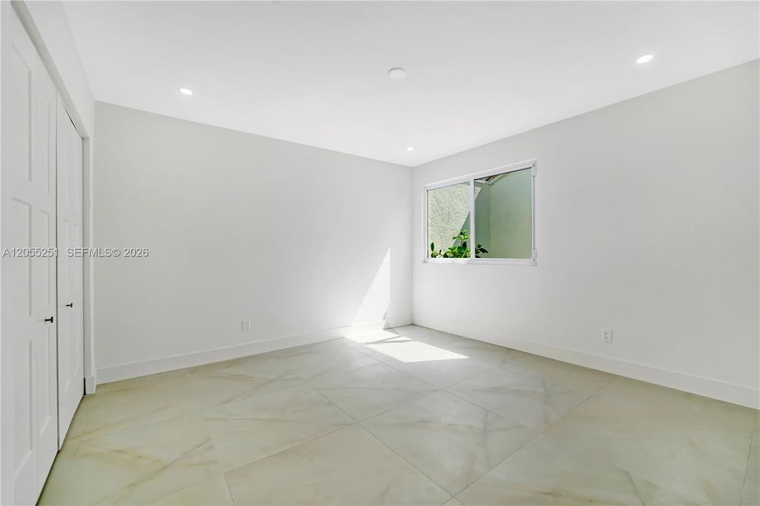 En Venta: $659,000 (3 camas, 2 baños, 1723 Pies cuadrados)