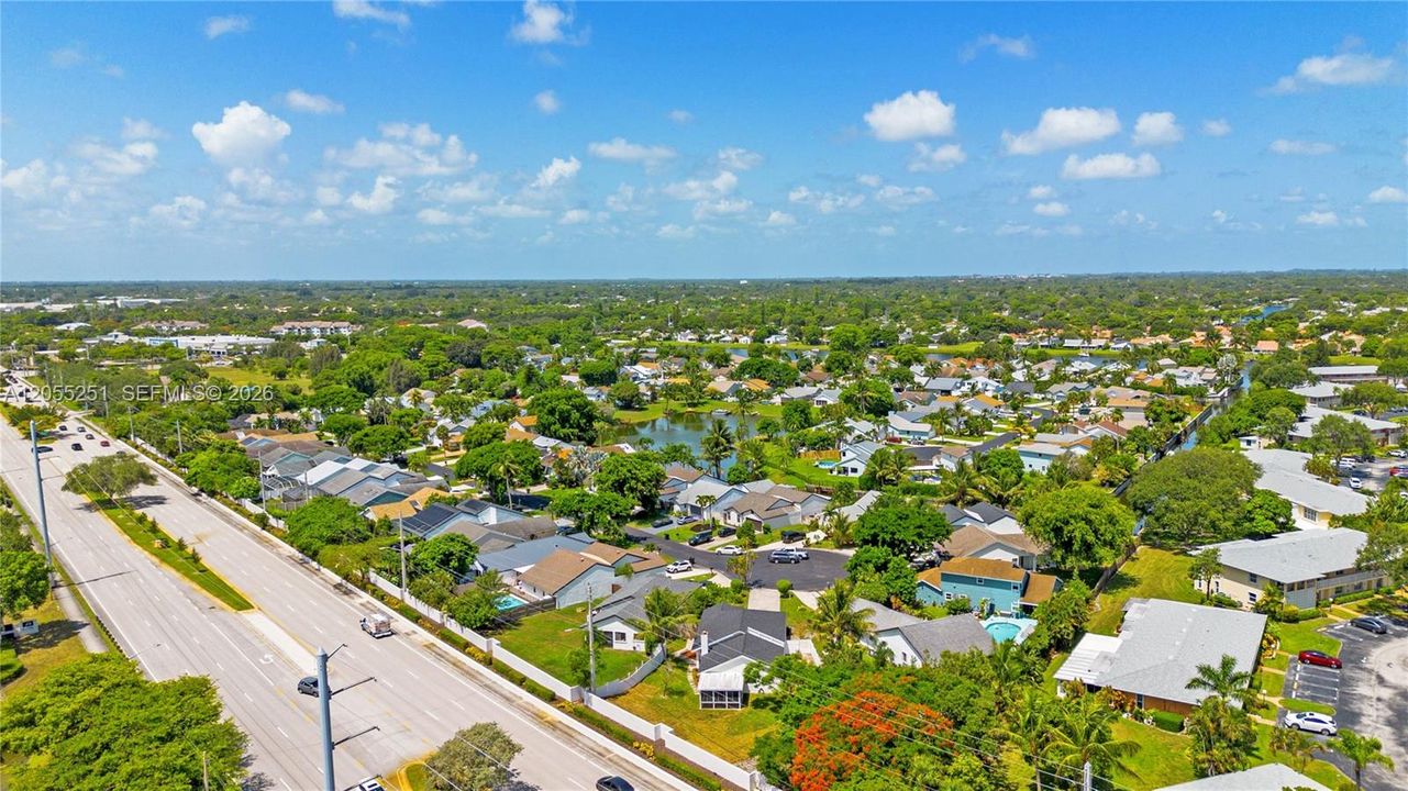 En Venta: $659,000 (3 camas, 2 baños, 1723 Pies cuadrados)