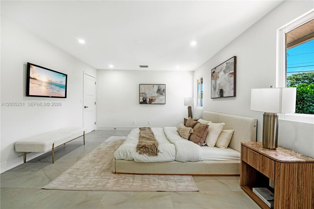 En Venta: $659,000 (3 camas, 2 baños, 1723 Pies cuadrados)