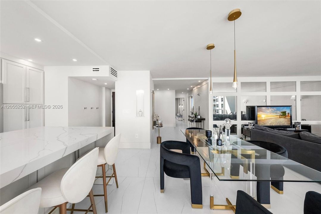 В аренду: $7,950 (2 спален, 2 ванн, 1450 Квадратных фут)